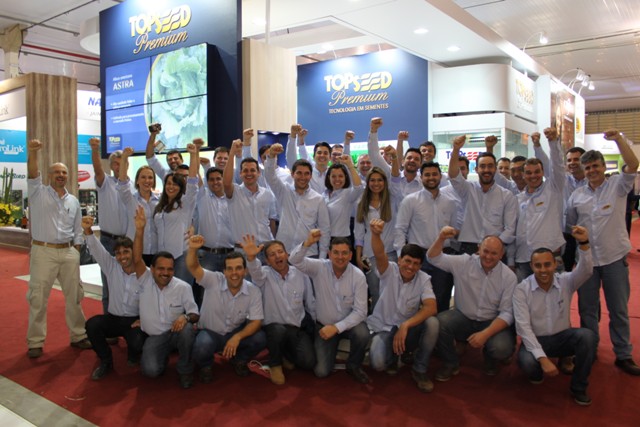 Equipe da AgristarTopseed e Superseed durante a Hortitec - Crédito Luize Hess